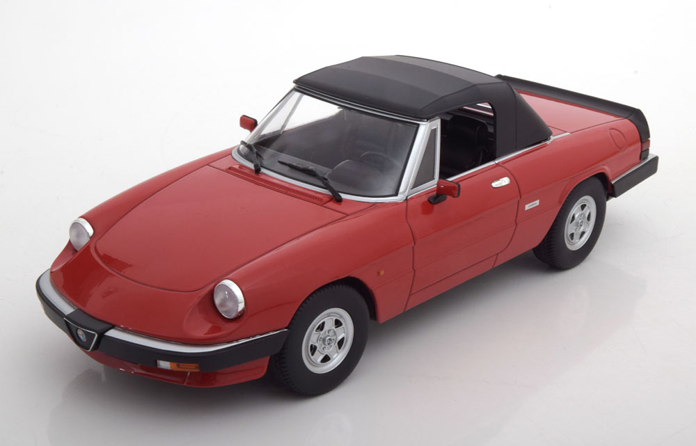 mit-abnehmbarem-Softtop-Alfa-Romeo-Spider-3-Serie-2-KK-Scale-KKC180191-12.jpg