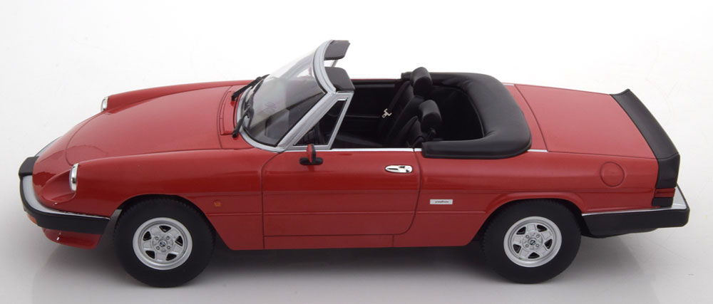 mit-abnehmbarem-Softtop-Alfa-Romeo-Spider-3-Serie-2-KK-Scale-KKC180191-6.jpg