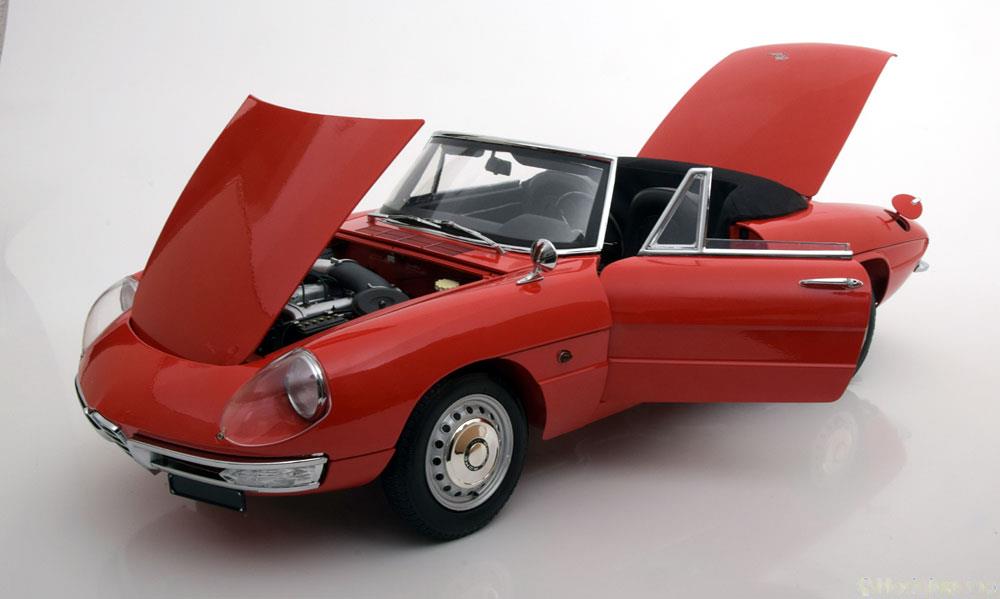 Spider-Alfa-Romeo-1600-Duetto-White-Box-WB8001-10.jpg