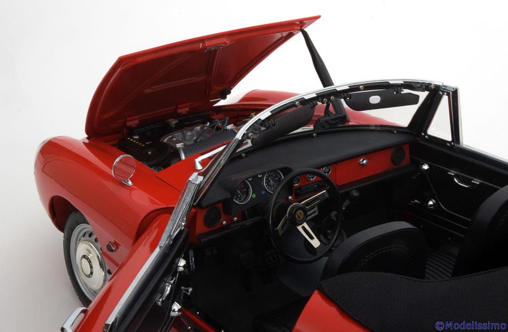 Spider-Alfa-Romeo-1600-Duetto-White-Box-WB8001-12.jpg