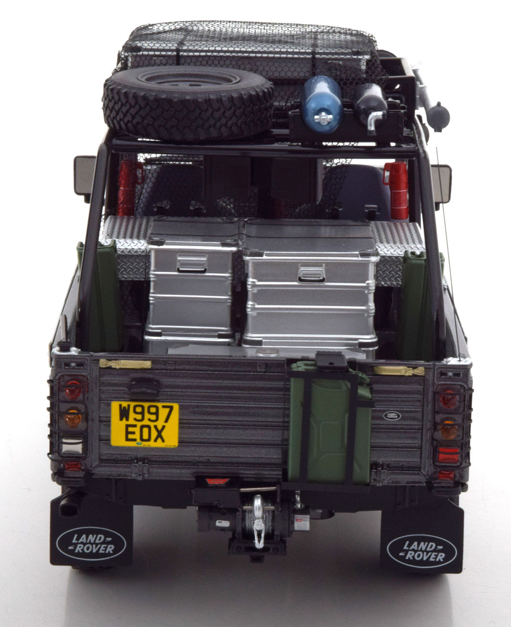 Tomb Raider Lara CroftLand RoverDefenderKyosho KSR08902TR